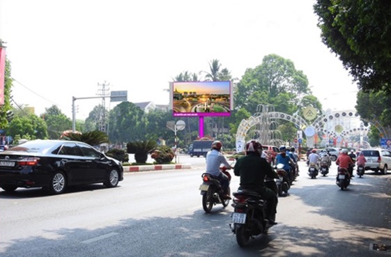 Quang cao man hinh LD tai Daklak