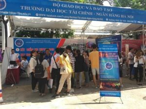 quảng cáo trường học
