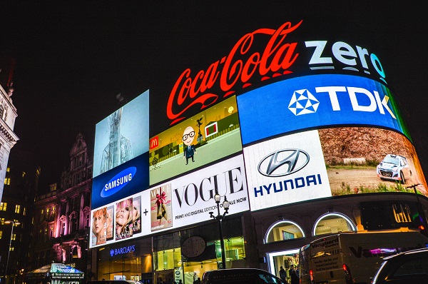 Quảng cáo Billboard